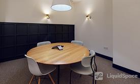 FORA | Warnford Court