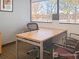 Regus | 100 Horizon