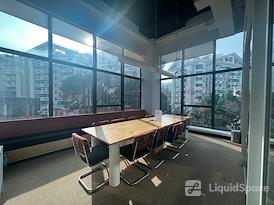 WeWork Prestige Cube