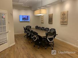 Select Office Suites - 90 Broad St.