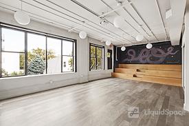 Class & Co - Williamsburg