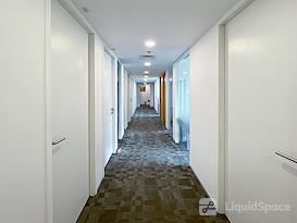 Regus | NEW DELHI, Caddie