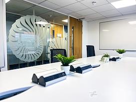 DeskLodge House