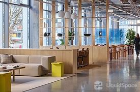 SPACES | BERLIN, Spaces Pressehaus Podium
