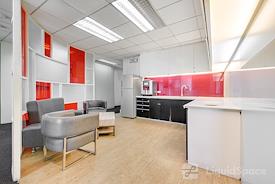 Regus | Makati, Victoria de Makati