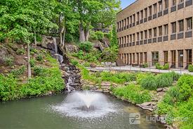 Industrious - Greenwich Office Park