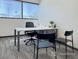 Regus | AZ, Tucson - E Broadway Blvd