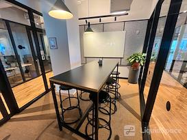 WeWork | 33 Arch St