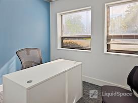 HQ | OH, Middleburg Heights - Engle Rd