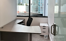 Group Office Space 24