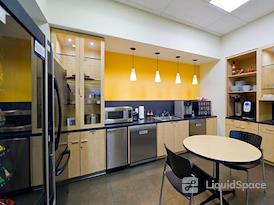 Regus | Highland Pointe