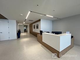 Signature | Paris, 72 Faubourg St Honoré