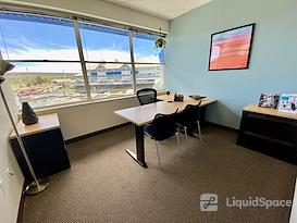 Regus | Petaluma Marina