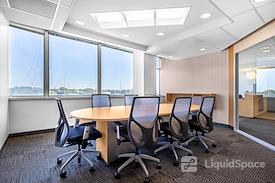 Regus | International Plaza