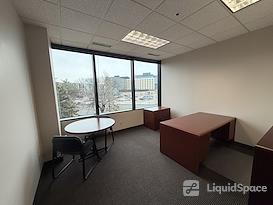 OffiCenters at International Plaza