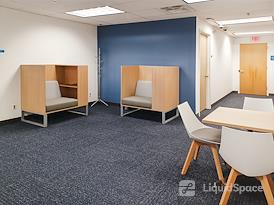 HQ | NY, Holbrook - Veteran Memorial Hwy