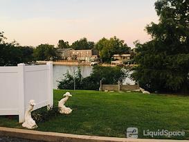 Ski Island Office Park