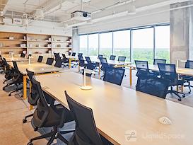 SPACES | TX, The Woodlands - 1725 Hughes Landing Blvd.