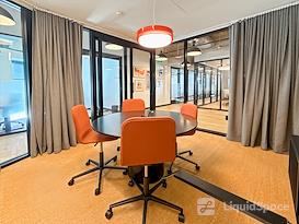 SPACES || WA, Seattle-  1601 5th Avenue