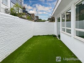 Regus | London, 123 Disraeli Road