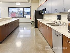 Regus || Vancouver - NE 136th Ave