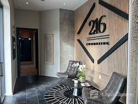 Expansive - 216 Coworking