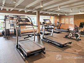 Regus | Roseville - Bonestroo