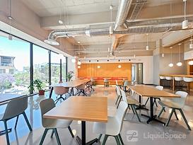 SPACES | Puebla, Fratta Center