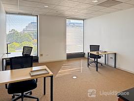 Regus | IL, Lisle - 4200 Commerce Ct