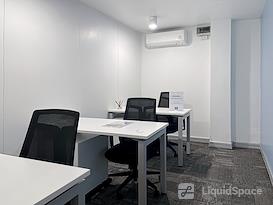 HQ | Bangkok, Blue Chips Building