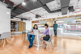 SPACES | Bangkok, Chamchuri Square