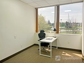 Regus | OH, Chardon - 7th Ave