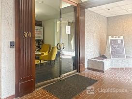 Regus | NC, Chapel Hill - E Franklin St