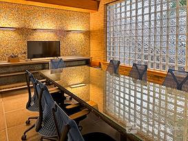 SPACES | IL, Chicago-  1 N State Street