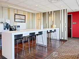 Regus || Downtown Wells Fargo Center