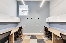 Desk606
