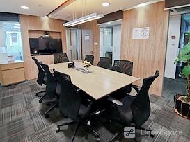 Regus | Foshan, Huahui Building
