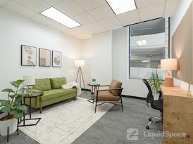 Expansive - North Center
