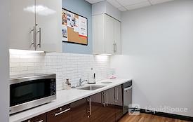 Regus | Perimeter Woods