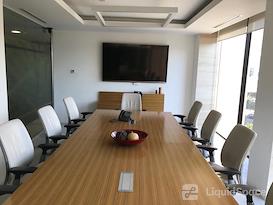 Centro de Negocios Avanti, Lomas de Angelopolis