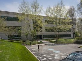 Regus | Eagleview Corporate Center