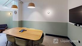 FORA | Warnford Court
