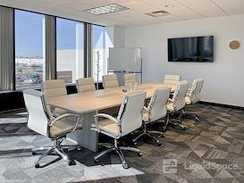 HQ | KY, Hebron - Litton Lane