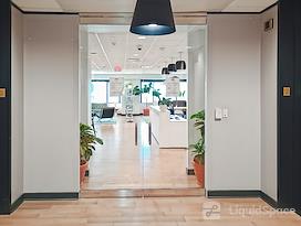 Regus | Place St. Charles