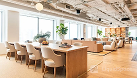 WeWork | 21 Collyer Quay