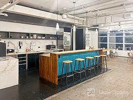 SPACES | NY, New York - Met Tower