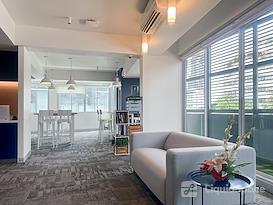 HQ | Bangkok, Blue Chips Building