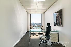 Signature | FRANKFURT, SIGNATURE OpernTurm