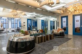 Expansive - West Loop