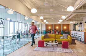WeWork | 400 Capitol Mall